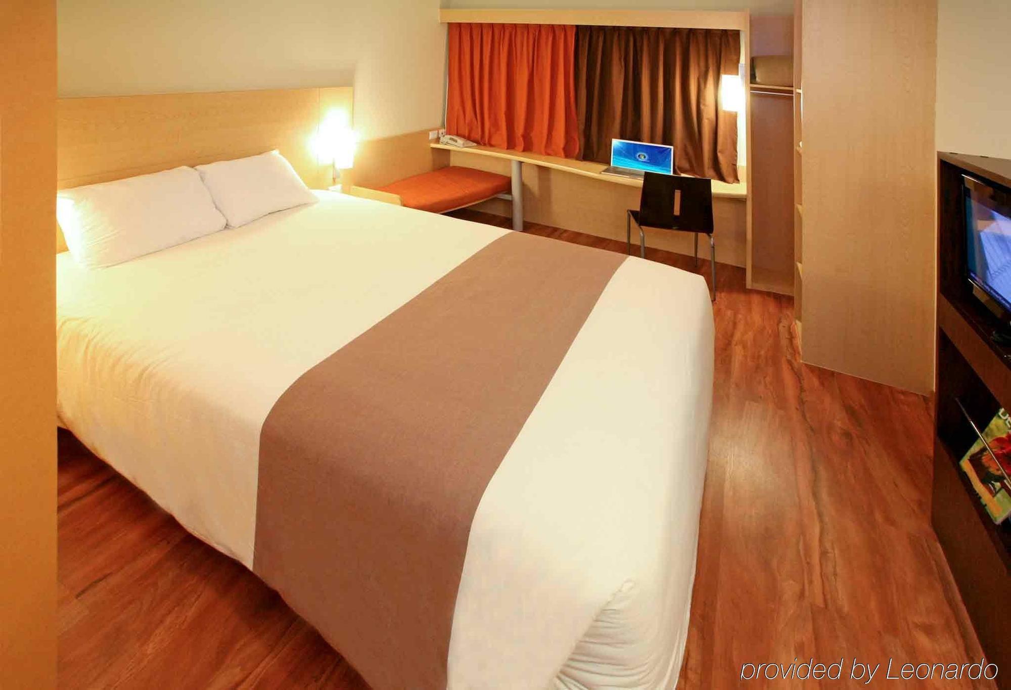 Ibis Aguascalientes Norte Exterior foto